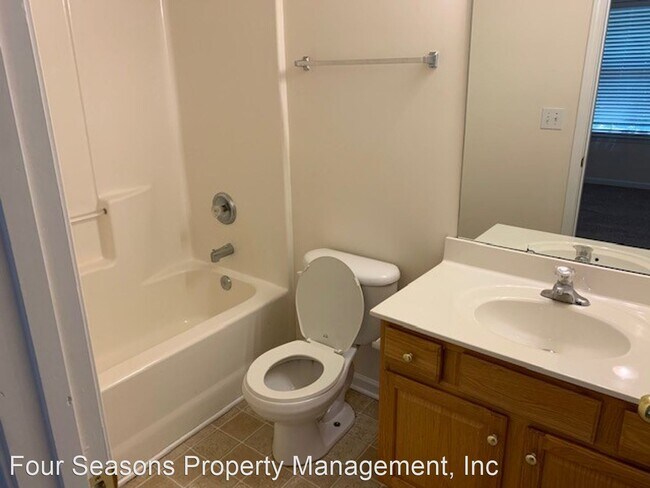 Building Photo - 4070 Glenlea Commons Dr