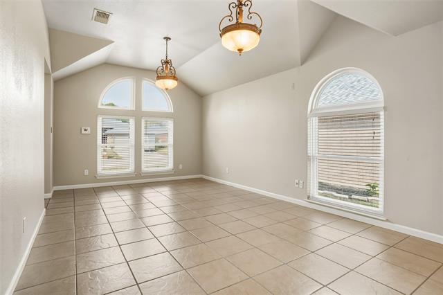 Building Photo - 1067 Roundrock Dr