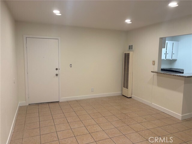 Building Photo - 938 S Roberts St