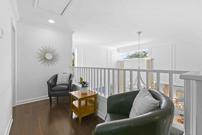 Building Photo - 61 Dorchester Cir