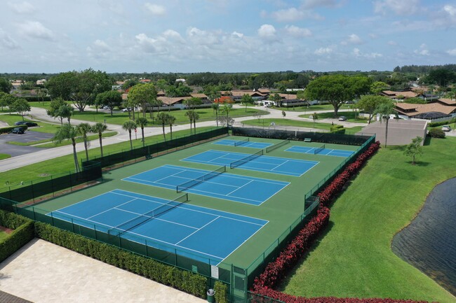 Building Photo - 9497 Boca Gardens Pkwy