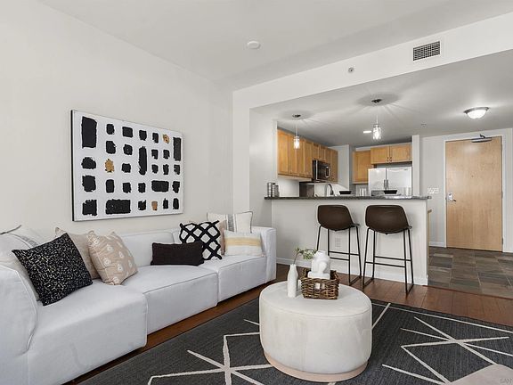 Building Photo - 1150 J St