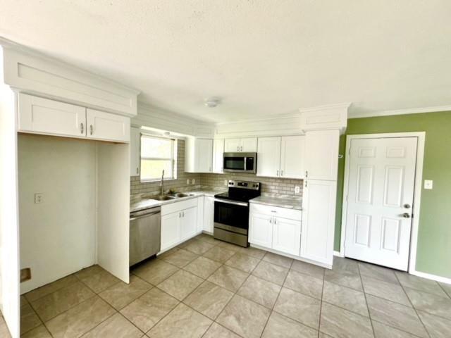 Building Photo - 94 N Shirley Ln