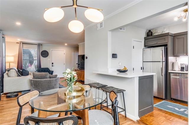 Building Photo - 4924 Lahoma St