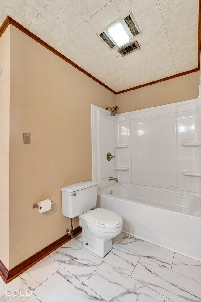 Building Photo - 9993 Smugglers Cove Ln