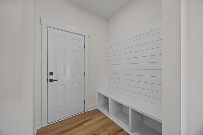 Building Photo - 1020 Gibson Rd