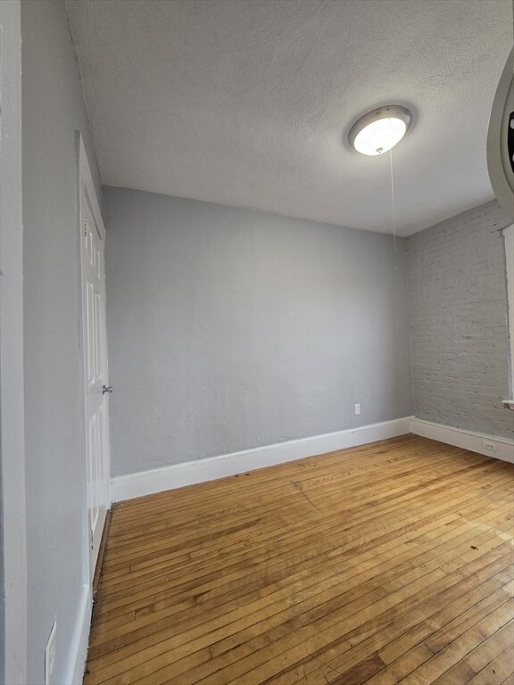 Building Photo - 604 Essex St