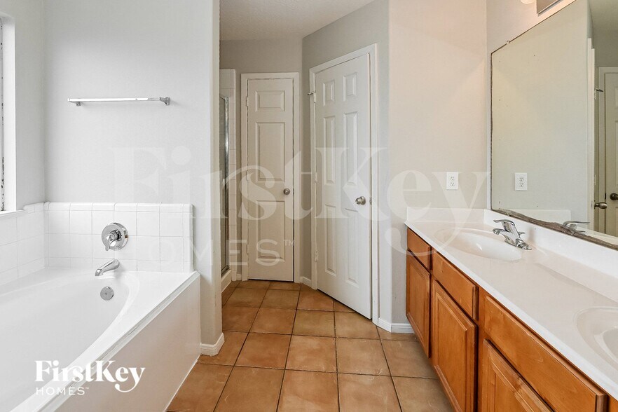 Building Photo - 21602 Skyla Cir