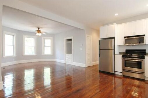 Primary Photo - 19 Parker Hill Ave