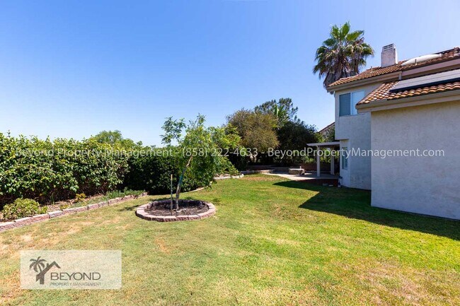 Building Photo - ELEGANT 4BR/2.5BA H in HOME IN OCEANSIDE P...