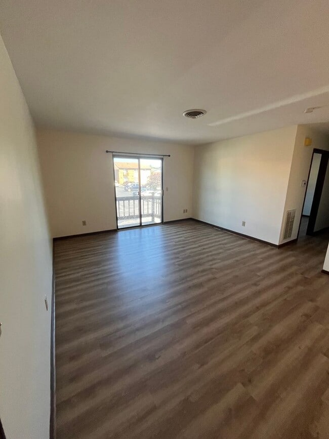 Building Photo - 2 Bed, 1 Bath - In Harrisonburg!