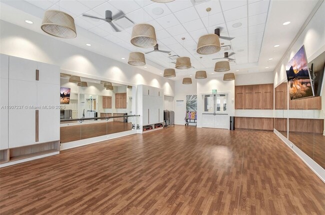 Building Photo - 8215 Crystal Downs Ave