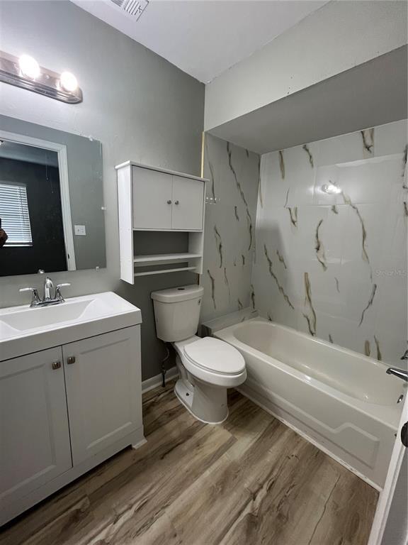 Building Photo - 2502 Chestnut Woods Dr