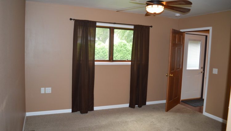 Building Photo - 4505 Diamond Dr