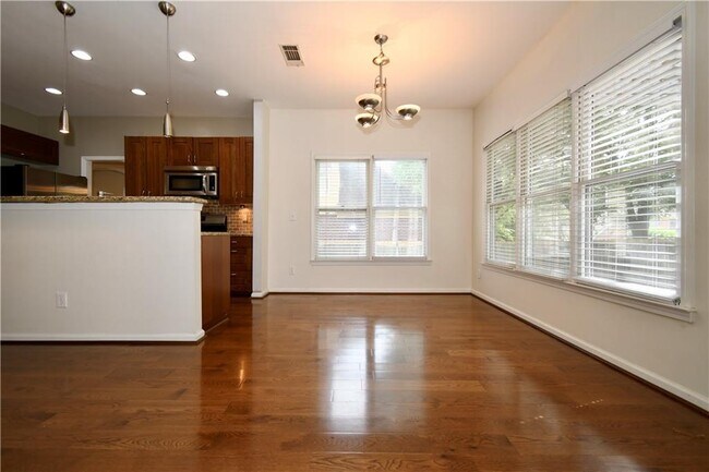 Building Photo - 4534 Village Springs Run