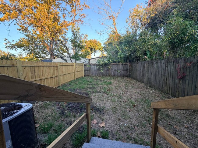 Building Photo - 1441 Cleveland St