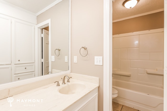 Building Photo - 214 Edinburgh Ct