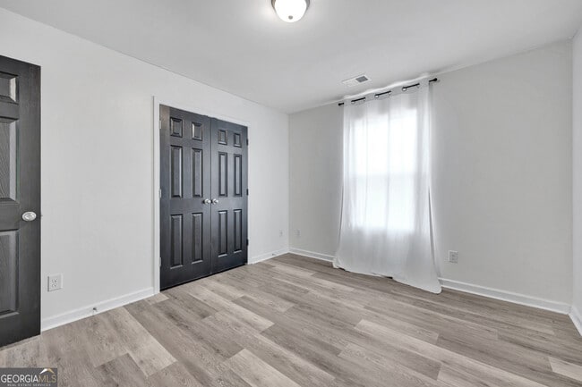 Building Photo - 306 Pardue Dr