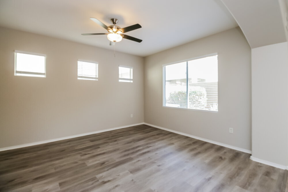 Building Photo - 1447 S Pheasant Dr