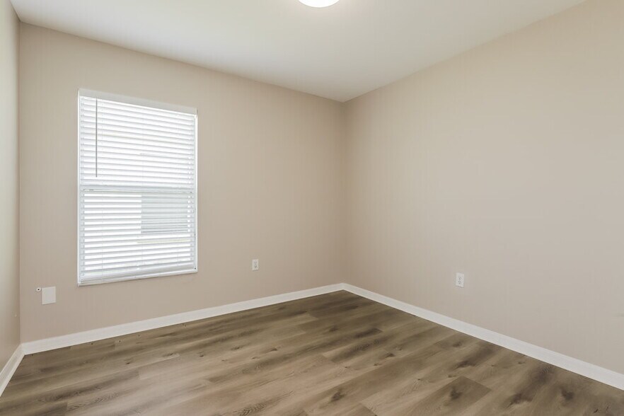 Building Photo - 2296 Blackwood Dr