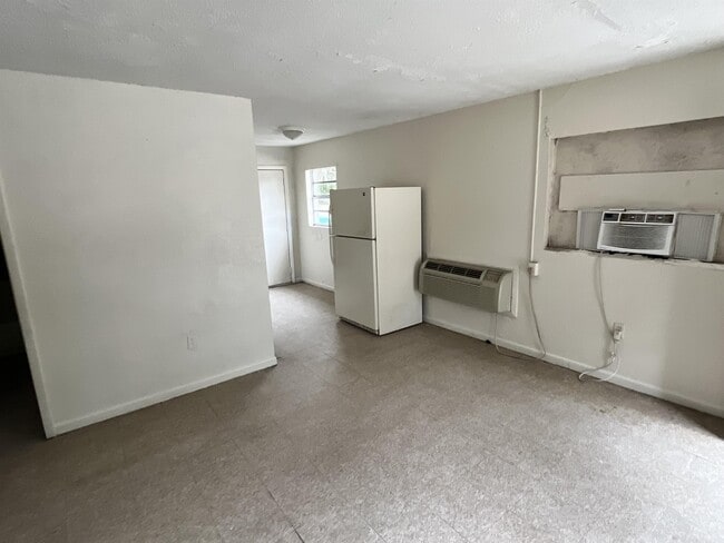Building Photo - 505 Kilgore St