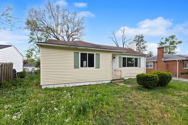 Building Photo - 2635 Woodstock Rd