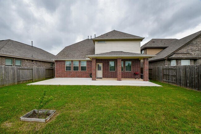 Building Photo - 2707 Dry Creek Dr