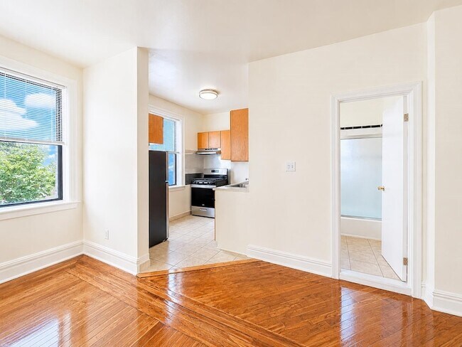 Building Photo - 429 Fairmount Ave