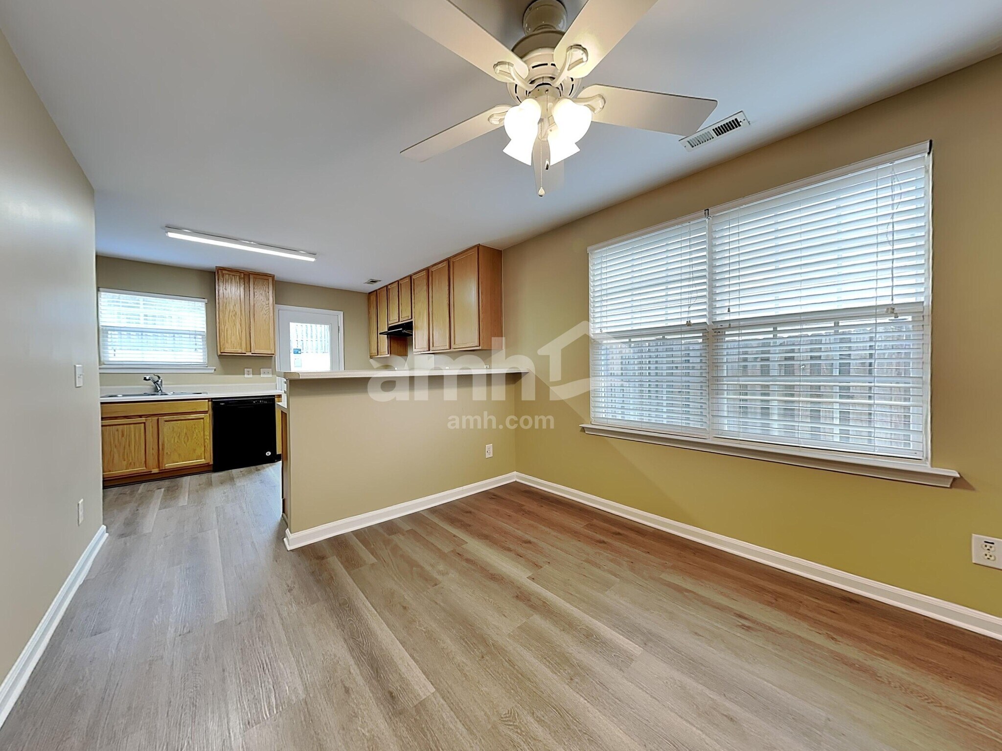 Building Photo - 5829 Bryanstone Pl