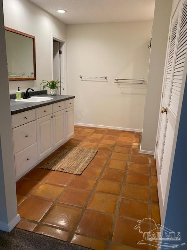 Building Photo - 210 Norwich Dr