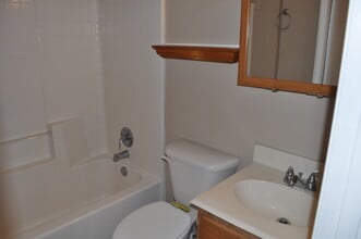 Building Photo - 705 Katy Ln