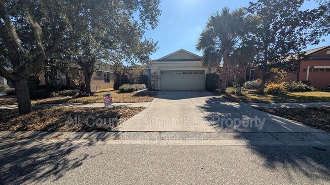 Building Photo - 17449 New Cross Cir