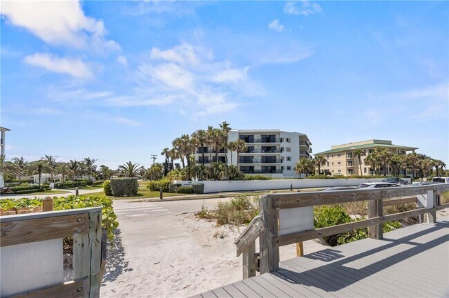 Building Photo - 4101 Ocean Dr
