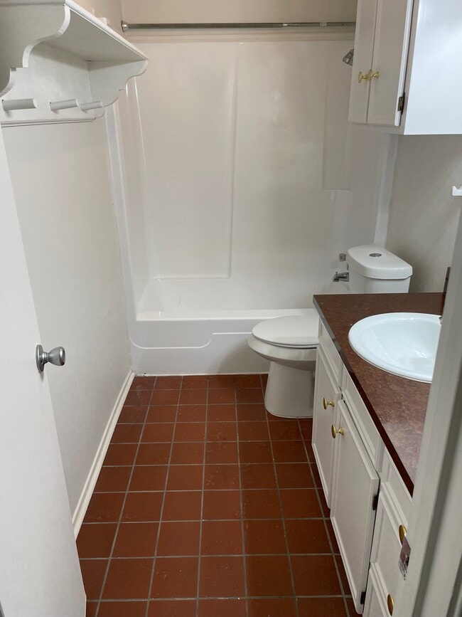 Building Photo - 818 Hercules Ln