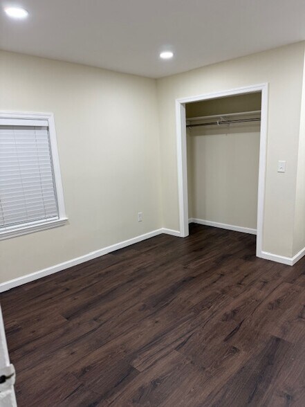 Building Photo - 67 Milton Ave