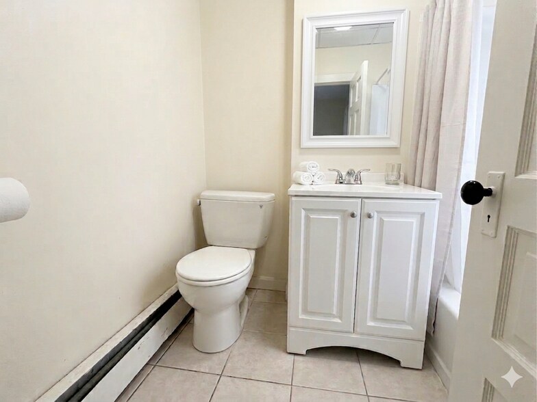 Building Photo - 58 Medford St