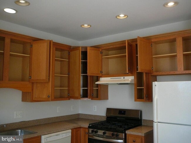 Building Photo - 38 Pike Pl