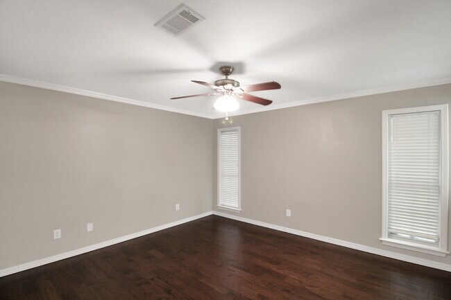 Building Photo - 114 Trace Ridge Dr