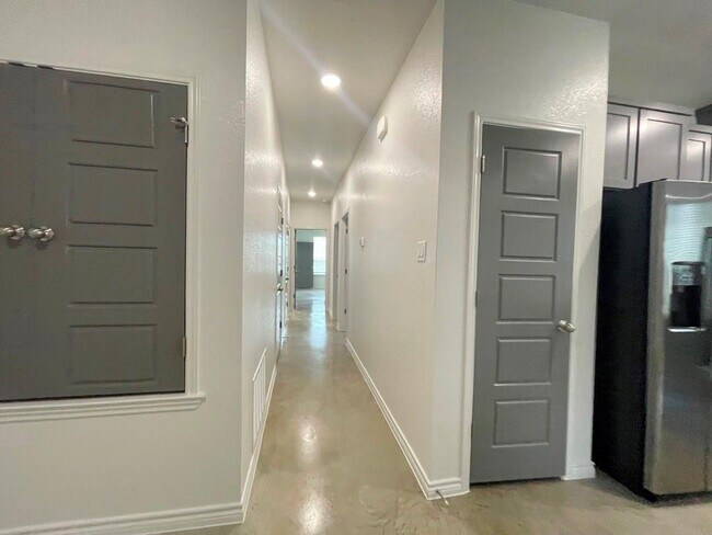 Building Photo - 224 Riptide Dr