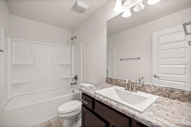 Building Photo - 5826 SW 83rd Ln