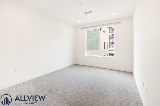 Building Photo - 1508 Nolita