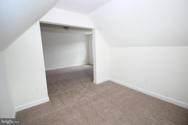 Building Photo - 83 Cherry Blossom Ct