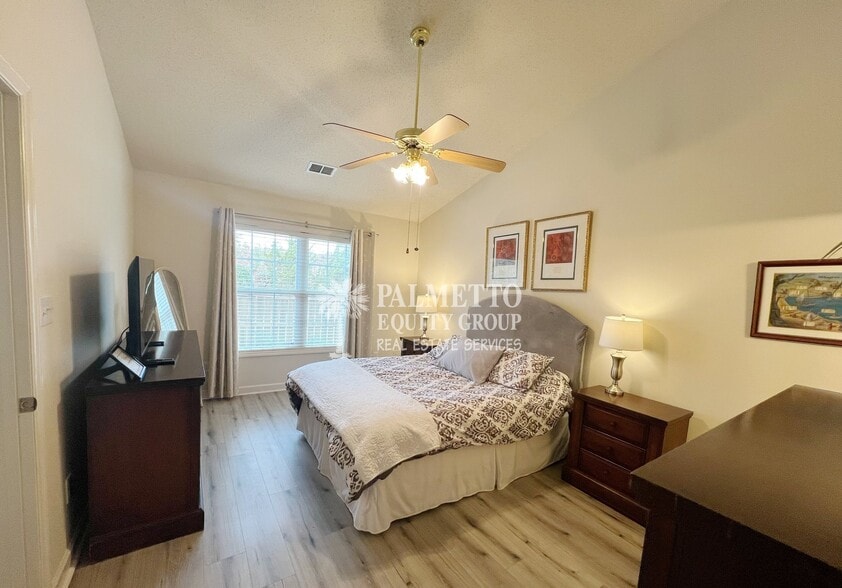 Building Photo - 3963 Cobblestone Bend Dr