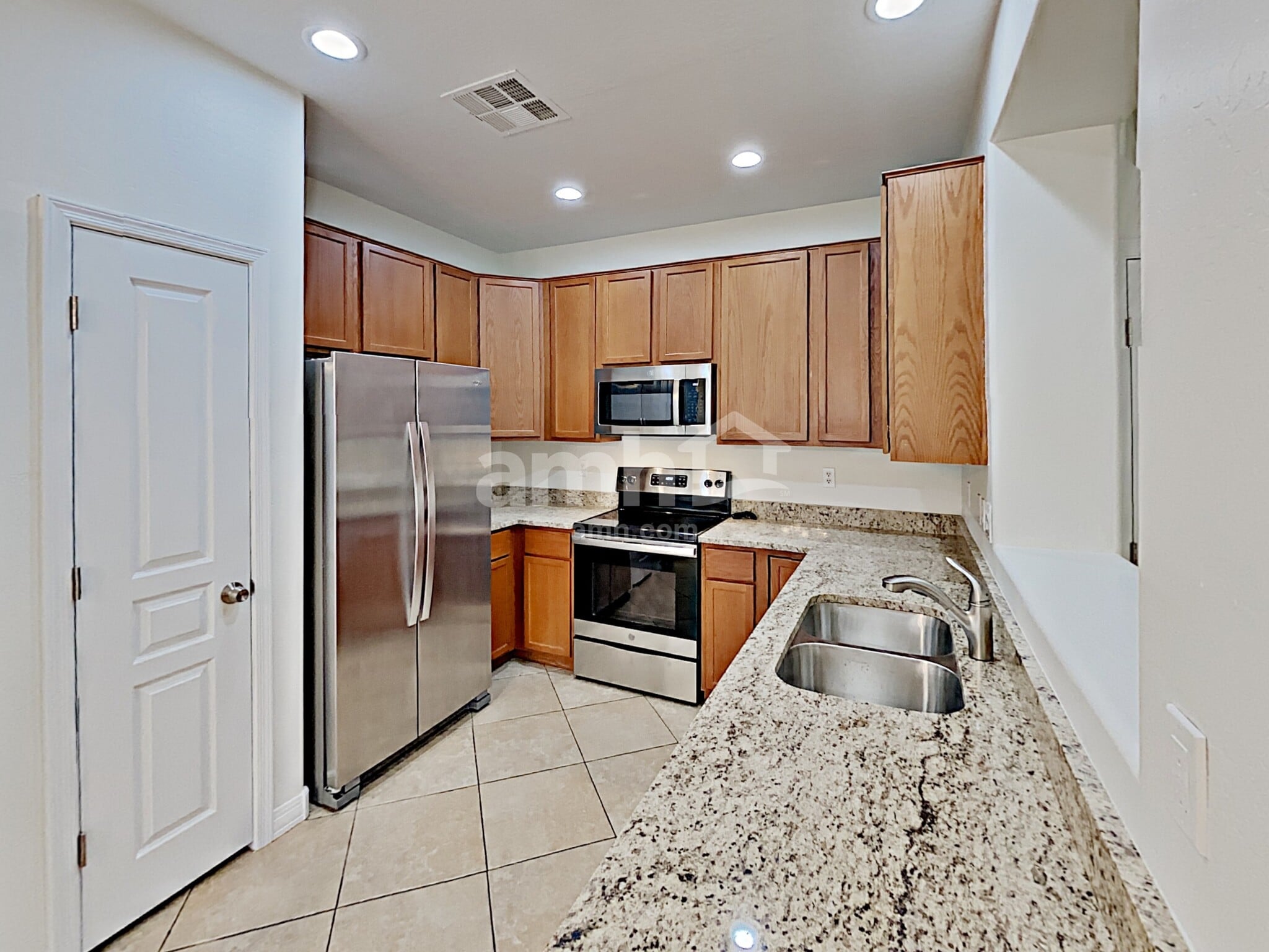 Building Photo - 3843 E Santa Fe Ln