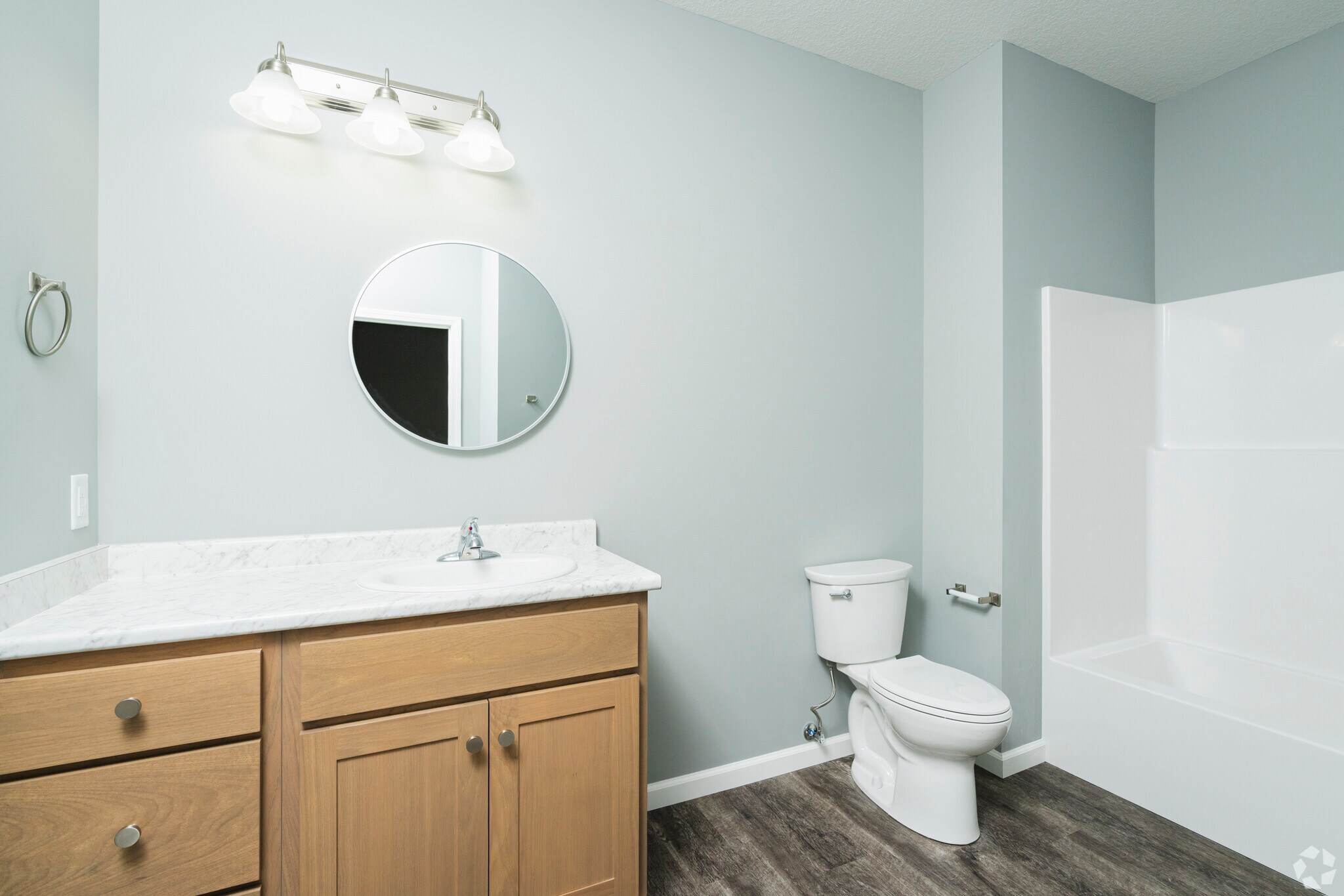 Building Photo - 4794 Tyrone Rd