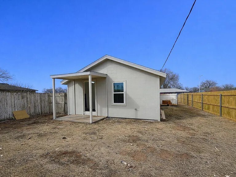 Building Photo - 2721 Colgate St