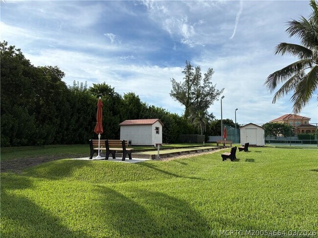 Building Photo - 4492 NE Ocean Blvd