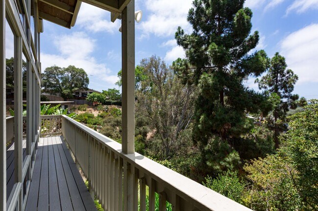 Building Photo - Renovated Post-Modern with Sweeping Canyon Views