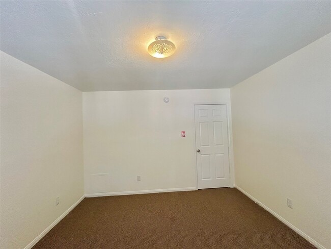 Building Photo - 12422 Glenleigh Dr