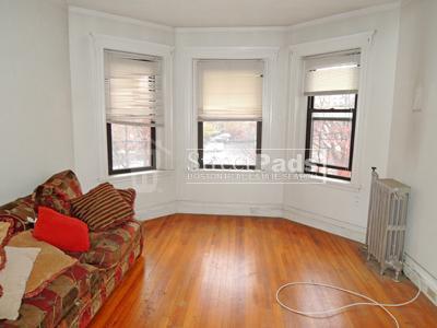 Building Photo - 1 bedroom in Malden MA 02148